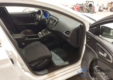 2015 Chrysler 200 Limited z USA, uszkodzony, nr VIN 1C3CCCABXFN628816